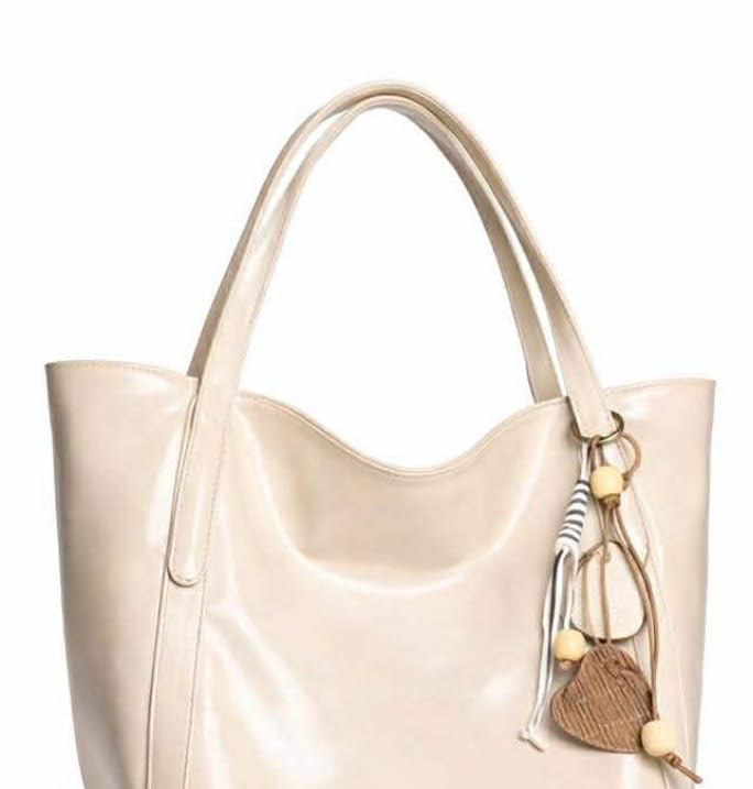حقيبة روتيتو الفاخرة — موديل RT — 150 Women's Faux Leather Tote Bag Ruched Detail Bucket Style With Charm — صورة 3