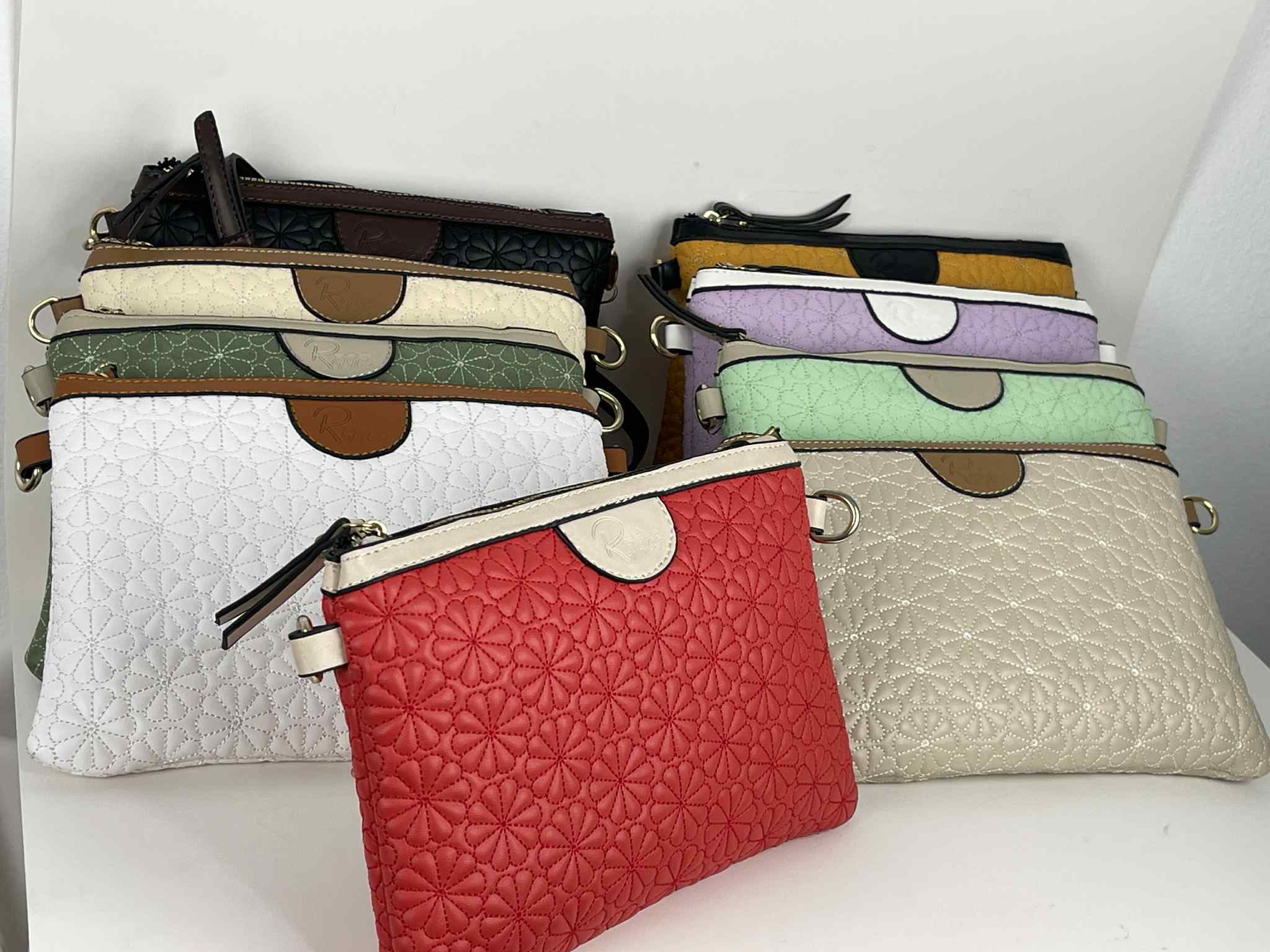 f85ee73d 87eb 4817 838c 026b5cad945c